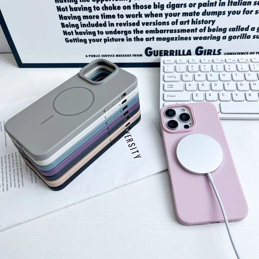For iPhone 17 16 Pro Max For Magsafe PC Matte Magnetic Phone Case For iPhone 16e 11 12 13 Mini 14 15 Plus 17 Pro  Max Air Cover
